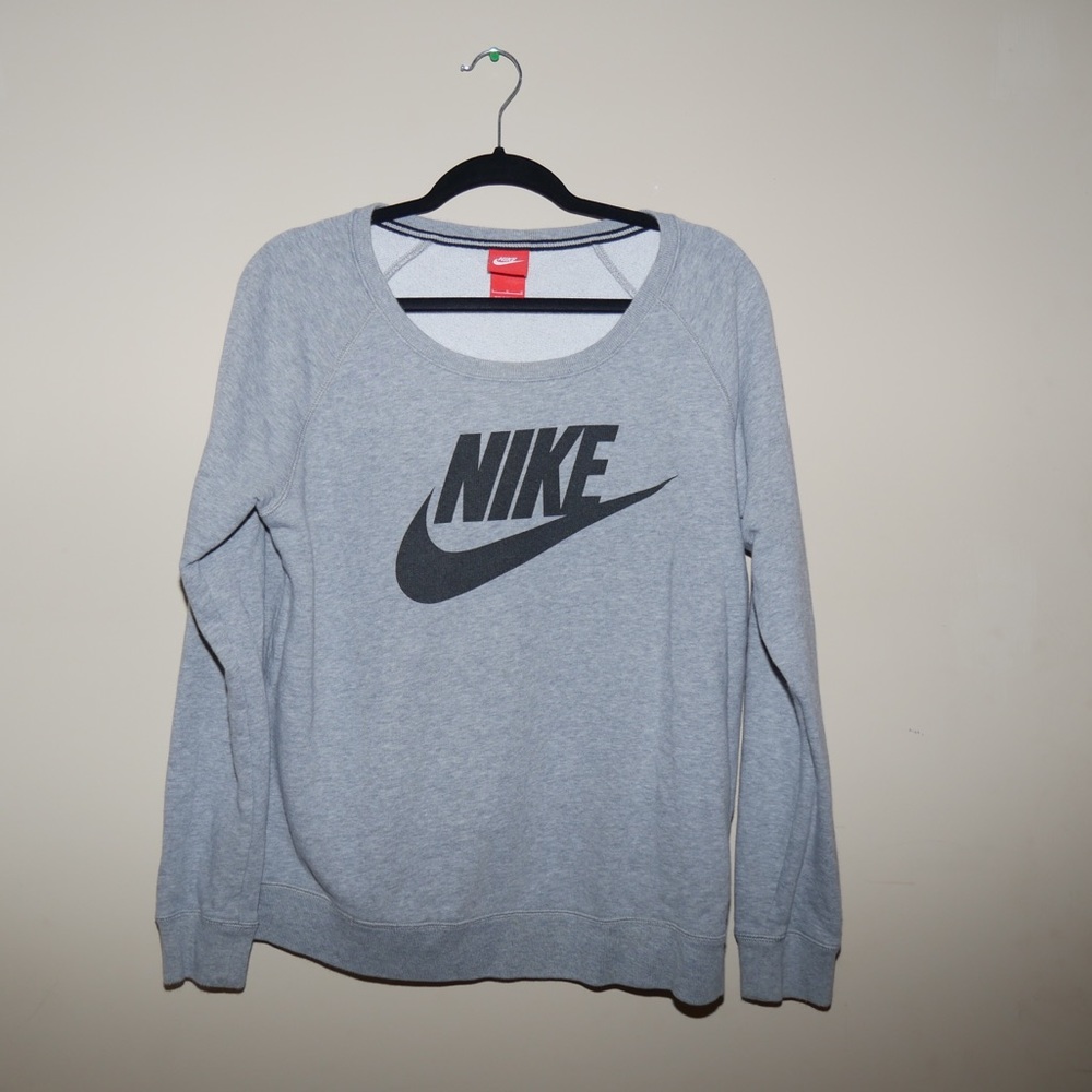 Nike sweatshirt